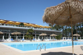 Отель Azureva Ronce les Bains  Сен-Трожан-Ле-Бен